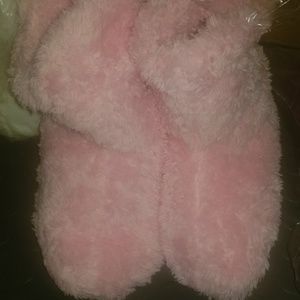Furry, Cozy Bootie Slippers NEW, Many Szs, Colors